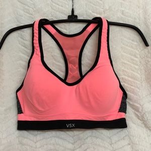 Victoria’s Secret sports bra Size 32C